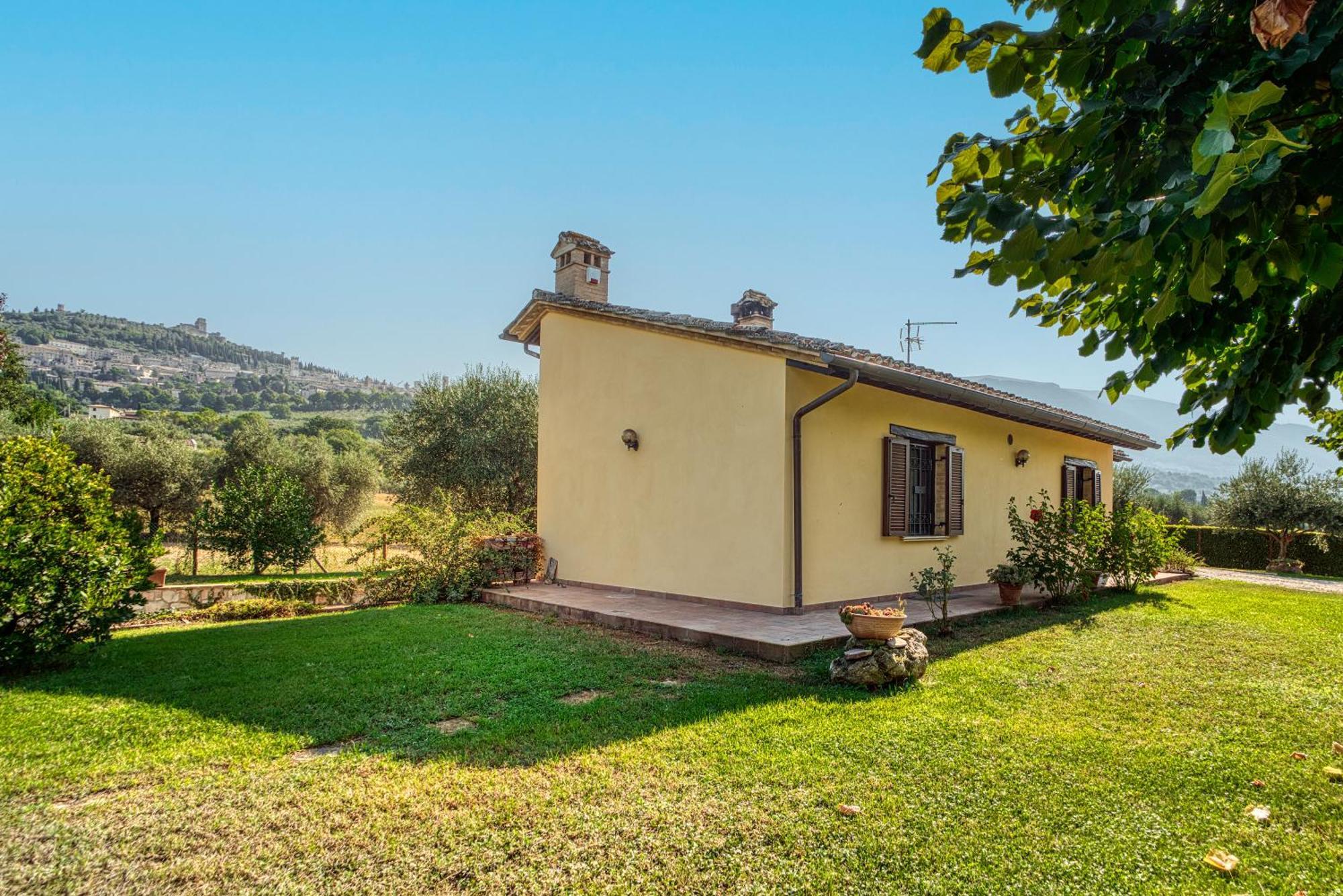 Holiday home Charming With Garden & Stunning Views Of